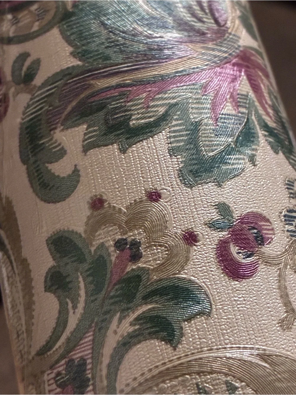 Mirage Mural Vinyl Pre Pasted Solid Sheet Wallpaper Shiny Floral 56 Sq Ft 11 yd